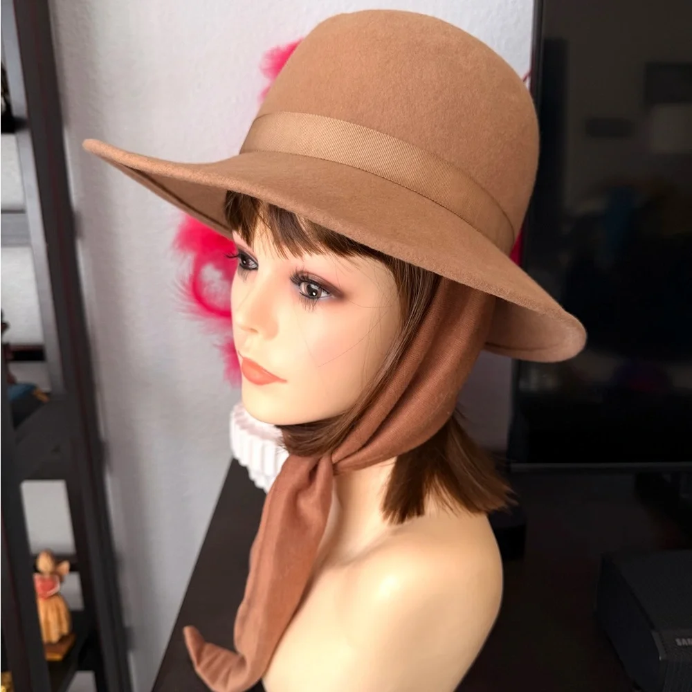 Lancaster Tan Fedora with Attached Matching Scarf